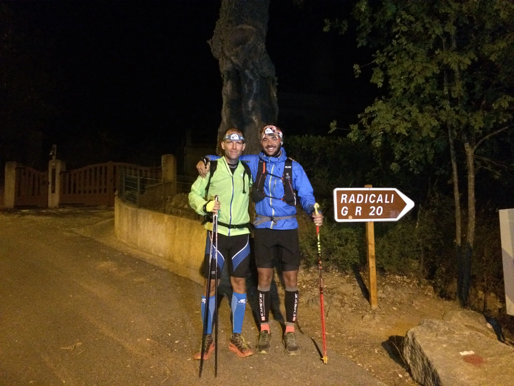 Arrivée nocturne sur le GR20