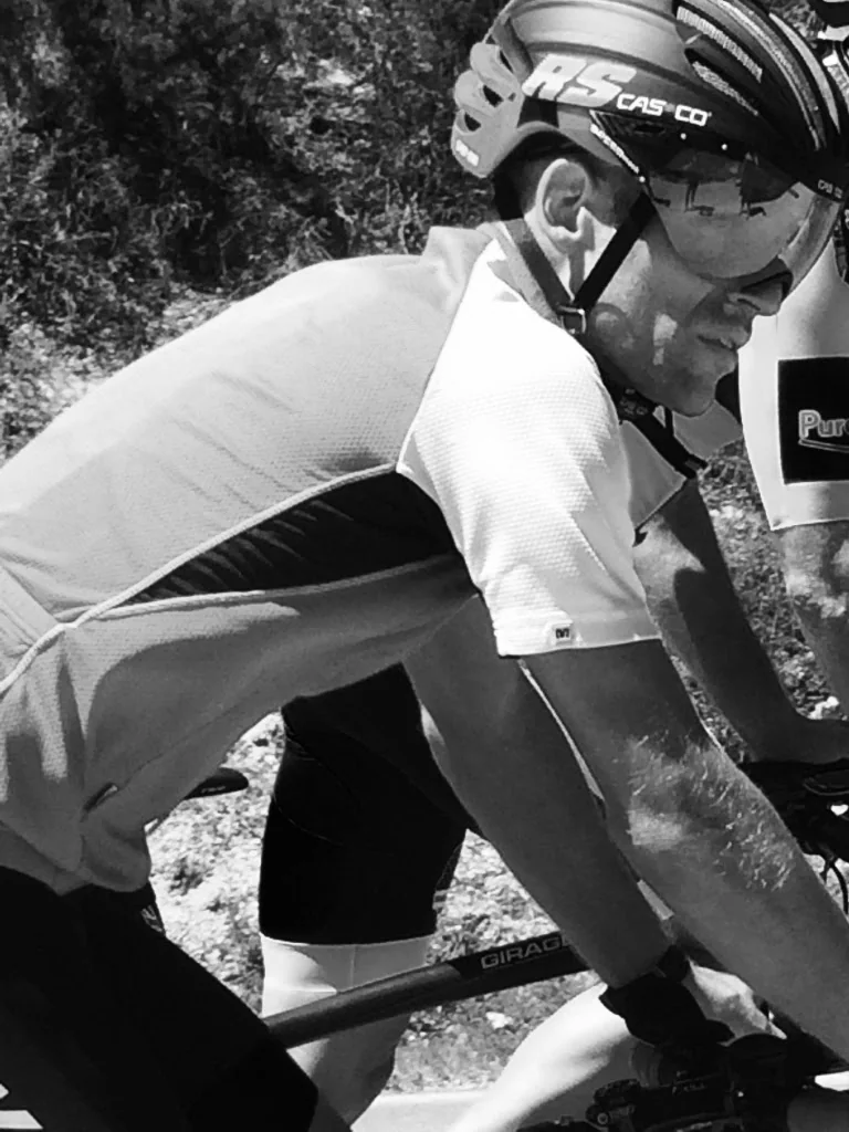 Vélo en noir et blanc pendant l’UTN